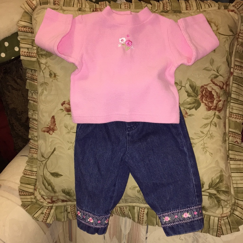 Baby Set - Matching LS Shirt & Jeans 6-9mo. Soft Pink Top Embroidered 🌸 on both